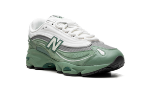 New Balance 1000 'Mallard Green Sea Salt'