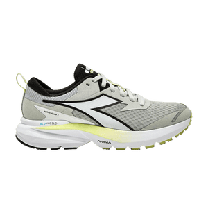Diadora Wmns Mythos Blushield Vigore 3 'Silver White Black'