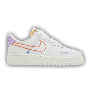 Nike Wmns Air Force 1 '07 SE '101'