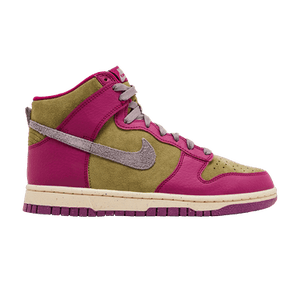 Nike Wmns Dunk High 'Dynamic Berry'