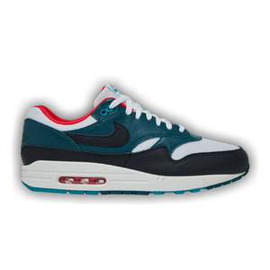 Men's LeBron James x Liverpool F.C. x Nike Air Max 1 'Third Kit'
