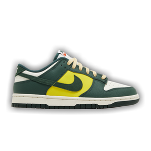 Nike Wmns Dunk Low 'Noble Green'