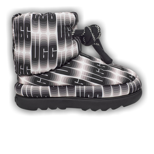 UGG Wmns Classic Maxi Wavelength Short Boot 'Black White'