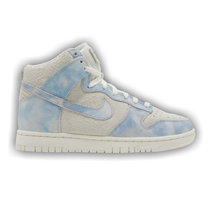 Nike Wmns Dunk High SE 'Clouds'