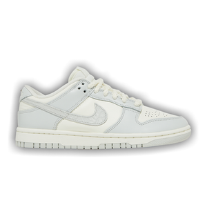 Nike Wmns Dunk Low 'Needlework'