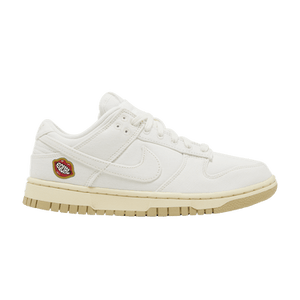 Nike Wmns Dunk Low SE 'The Future is Equal'
