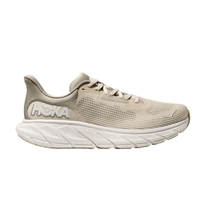 HOKA Arahi 7 'Oat Milk Barley'