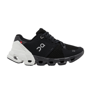 ON Wmns Cloudflyer 4 Wide 'Black White'