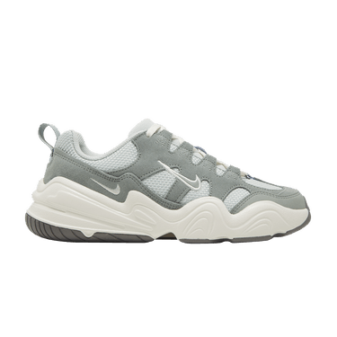 Nike Wmns Tech Hera 'Mica Green'