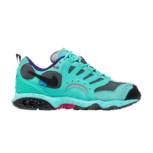 Undefeated x Nike Air Terra Humara 'Light Menta'
