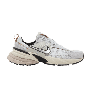 Nike Wmns V2K Run 'Pure Platinum Chrome'