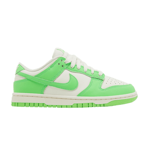 Nike Wmns Dunk Low 'Green Strike'