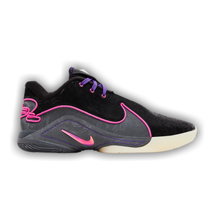 Nike LeBron 22 'Blacklight'