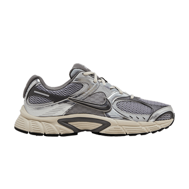 Nike V5 RNR 'Cement Grey'