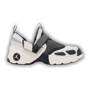 Air Jordan Wmns Jordan Trunner LX 'Light Orewood Brown'