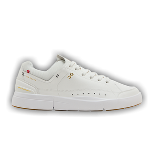ON The Roger Centre Court 'White Gum'