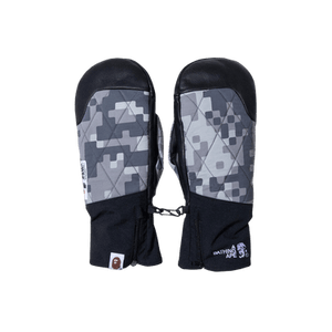 BAPE x Kazuki Kuraishi Pixelate Camo Polar Fleece Gloves 'Charcoal'