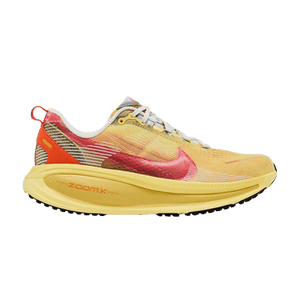 Nike Vomero 18 'International Running Pack'
