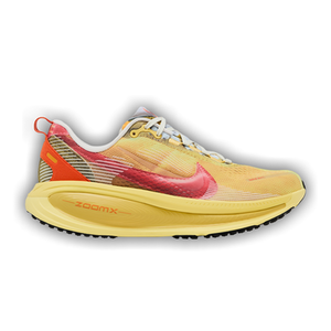 Nike Vomero 18 'International Running Pack'