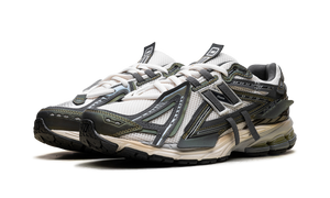 New Balance 1906A 'Olive Juice Sea Salt'