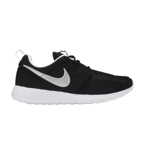 Nike Roshe One GS 'Black Metallic Silver'