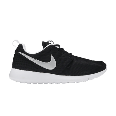 Nike Roshe One GS 'Black Metallic Silver'