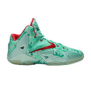 Nike LeBron 11 'Christmas'