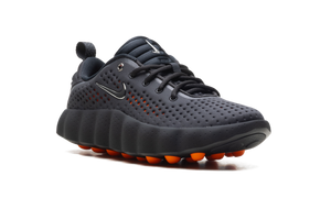 Nike Wmns Mind 002 'Black Hyper Crimson'