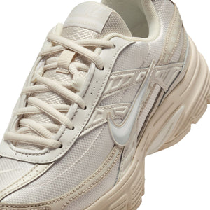 Nike Wmns Initiator 'Light Orewood Brown Phantom Sail'