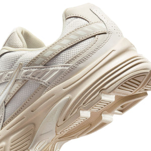 Nike Wmns Initiator 'Light Orewood Brown Phantom Sail'