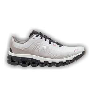 ON Wmns Cloudflow 4 DISTANCE 'White Black'