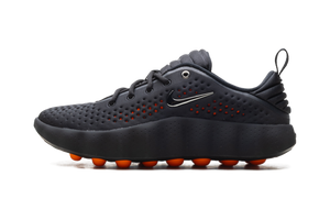 Nike Wmns Mind 002 'Black Hyper Crimson'