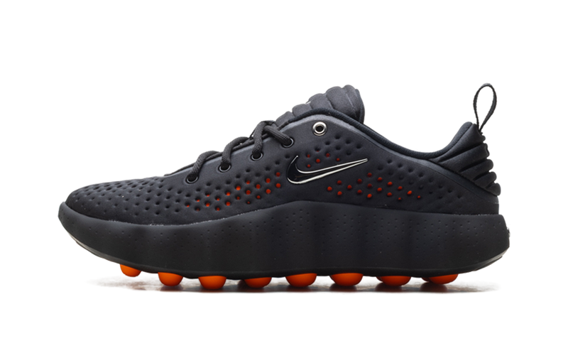 Nike Wmns Mind 002 'Black Hyper Crimson'