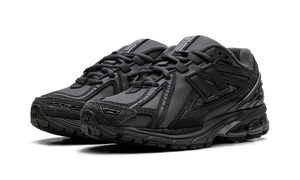 New Balance 1906R 'Greyscale'