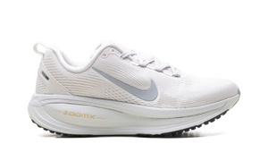 Nike Wmns Vomero 18 'Vast Grey Summit White'