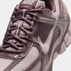 Nike Wmns Zoom Vomero 5 'Tattoo Particle Rose'