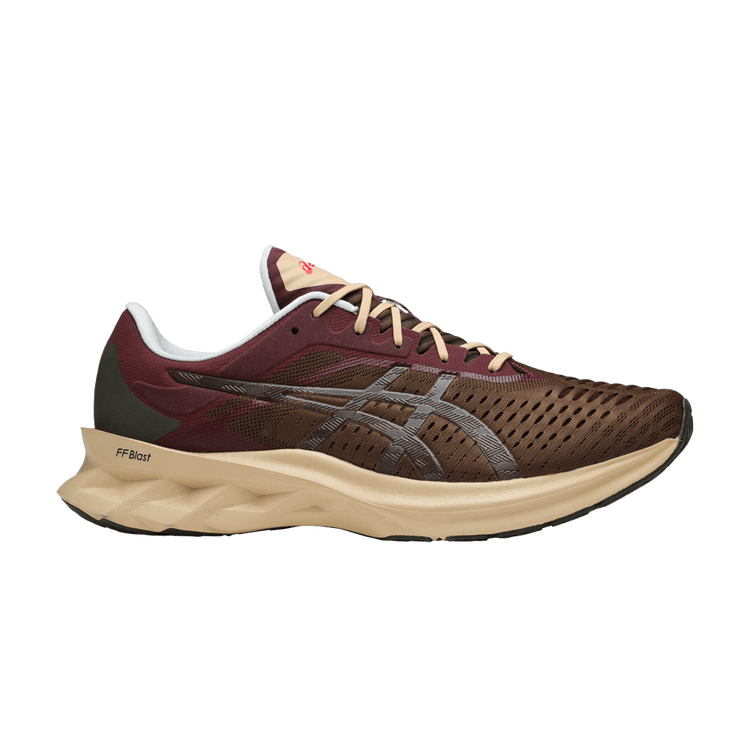 Asics Novablast 'Brown Burgundy' 1021A467 200