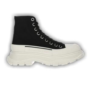 Alexander McQueen Wmns Tread Slick Boot 'Black White'