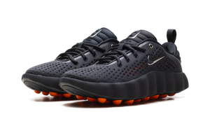Nike Wmns Mind 002 'Black Hyper Crimson'