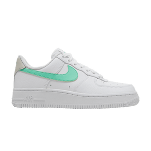 Nike Wmns Air Force 1 '07 'White Green Glow'