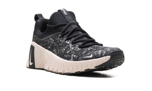Nike Wmns Free Metcon 6 SE 'Black Metallic Silver'