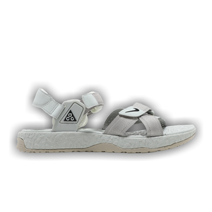 Nike ACG Air Deschutz 'Cream Black'