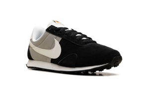 Nike Pre Montreal 17 'Black Sail Pale Grey'