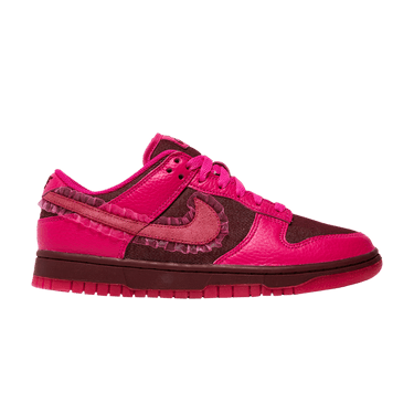 Nike Wmns Dunk Low 'Valentine's Day'