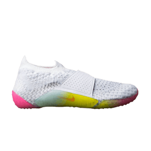 NikeLab Wmns City Knife 3 Flyknit 'White Racer Pink'