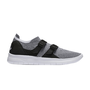 Nike Wmns Air Sock Racer Ultra Flyknit 'Oreo'
