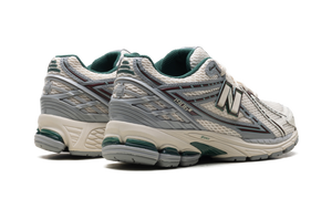 New Balance 1906R 'Linen Nightwatch Green'