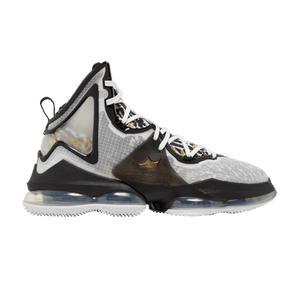 Nike LeBron 19
