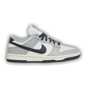 Nike Wmns Dunk Low 'Light Smoke Grey'