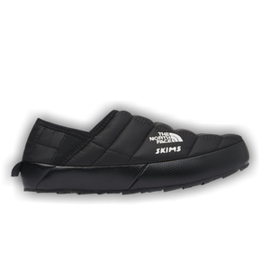 SKIMS x The North Face Wmns Thermoball Traction Mule 5 'Onyx'